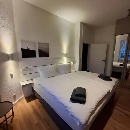 Haus Zur Rothen Thuer 2 * Arnstadt