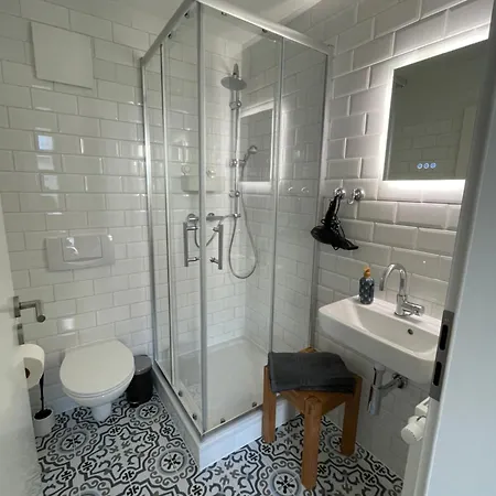 Haus Zur Rothen Thuer 2