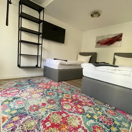 Haus Zur Rothen Thuer 2