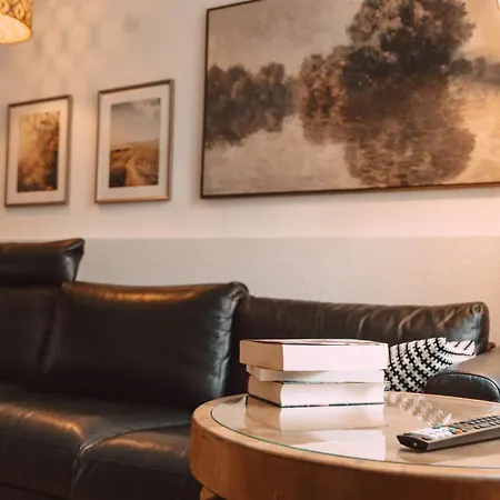 Haus Zur Rothen Thuer 2 阿恩施塔特