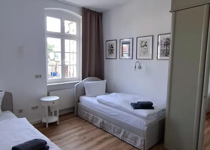 Haus Zur Rothen Thuer 2 アパート *