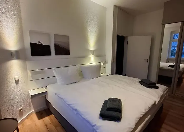 Haus Zur Rothen Thuer 2 * アルンシュタット